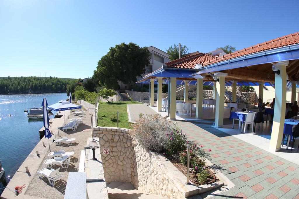 אוברובץ Apartments Duje Ribnica מראה חיצוני תמונה